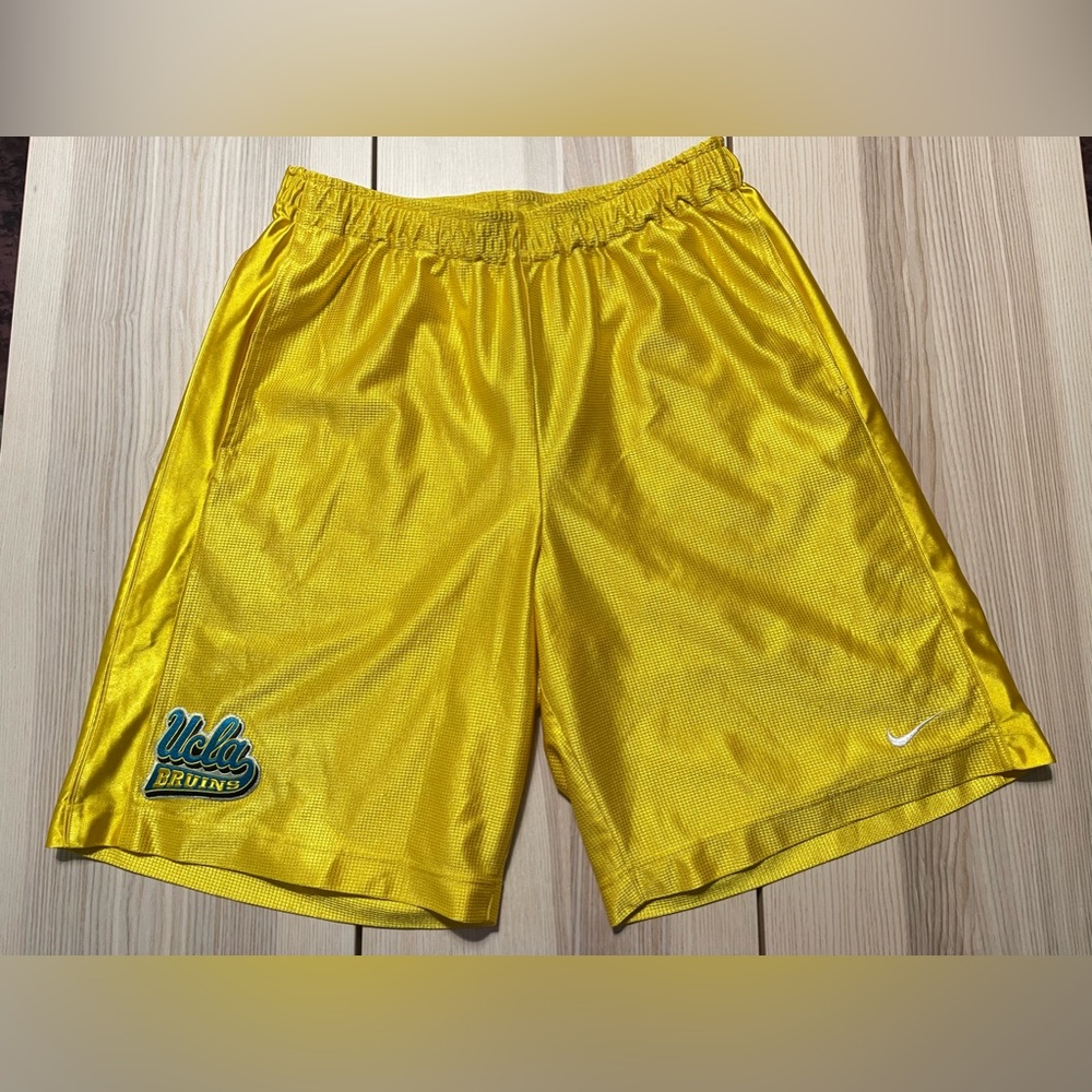 Nike UCLA Bruins Sewn Patch Basketball‎ Shorts
